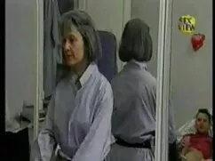 Tóc vàng trong hồ mbbg thu dam bơi