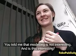 Dakota xvideos mbbg james xa đào tạo